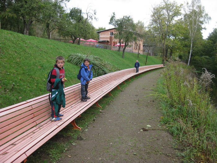 2011-10-12 12-04-31